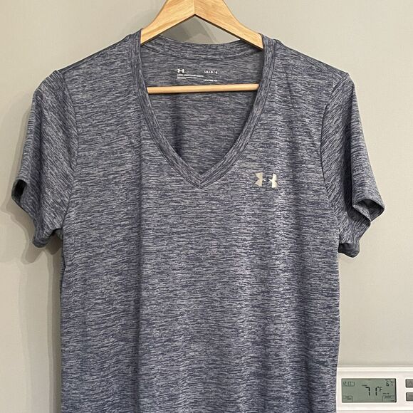 Under Armour UA Top Tech V-Neck Pullover Performance Shirt Women's Large NWT - Picture 2 of 13